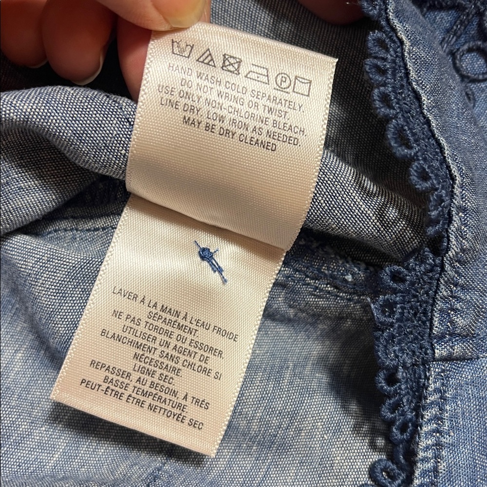 Anthropologie Holding Horses Top  Perra Popover Pleated Chambray size 2 - Picture 8 of 9